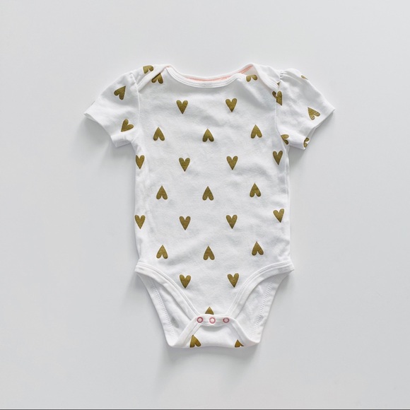Baby Girls Glitter Gold Heart Short Sleeve Onesie - Picture 2 of 5